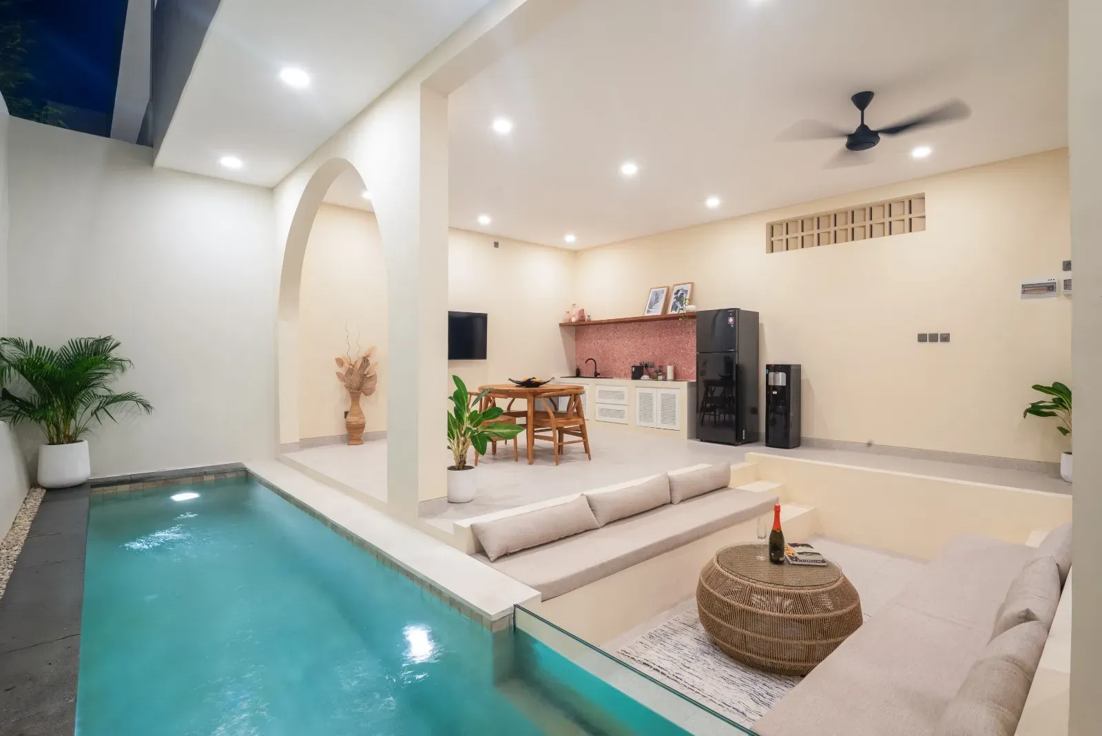CANGGU MODERN VILLA DESIGNED FOR EASY LIVING WITH EVERYDAY ESSENTIALS