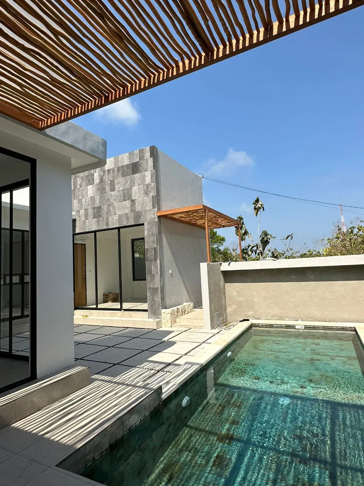 MODERN 2-BEDROOM VILLA WITH PRIVATE POOL IN KUTUH