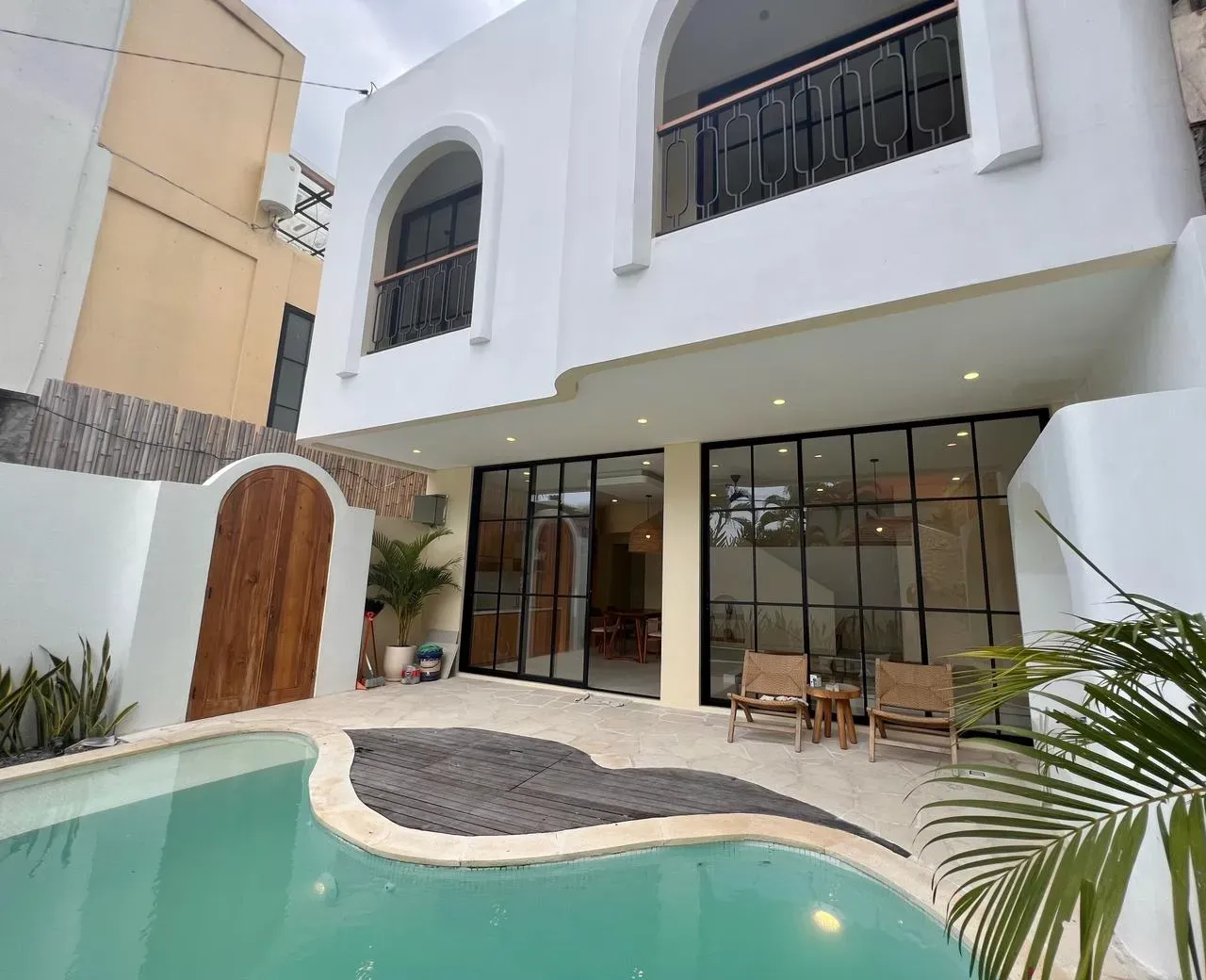CONTEMPORARY VILLA RETREAT IN BABAKAN, CANGGU