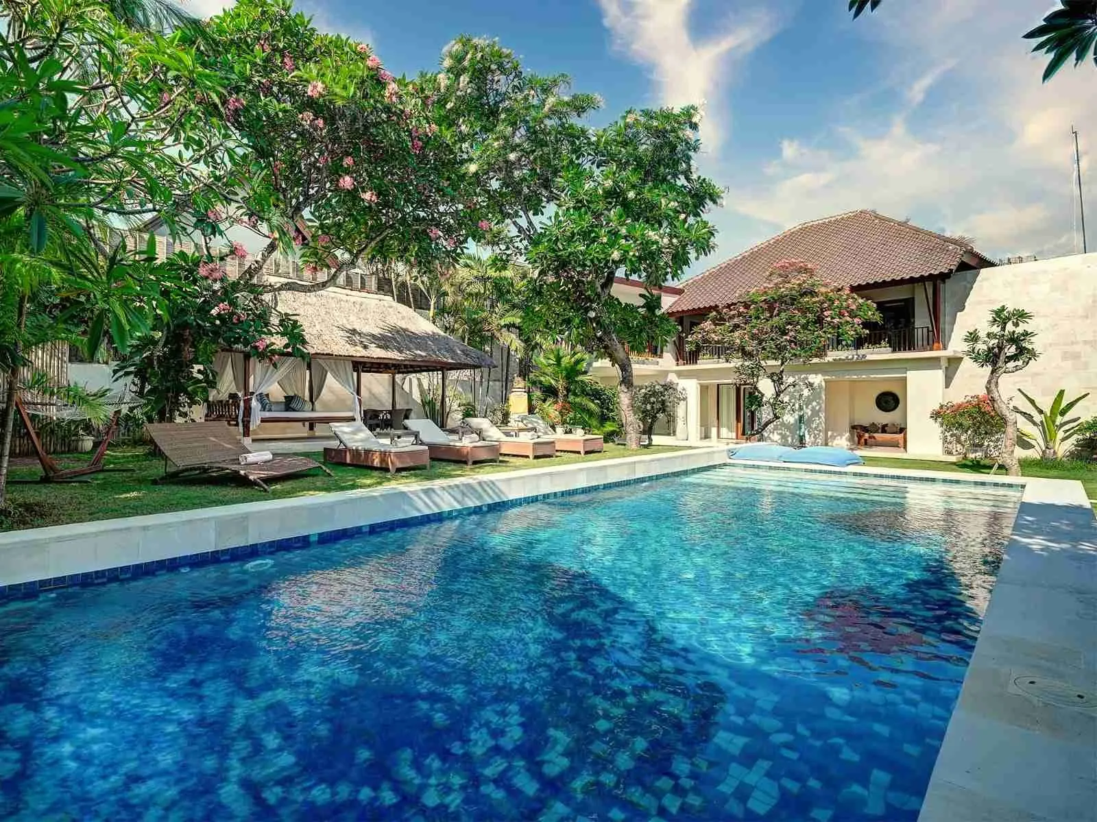 A RARE GEM OF LUXURY LIVING NEAR PETITENGET BEACH