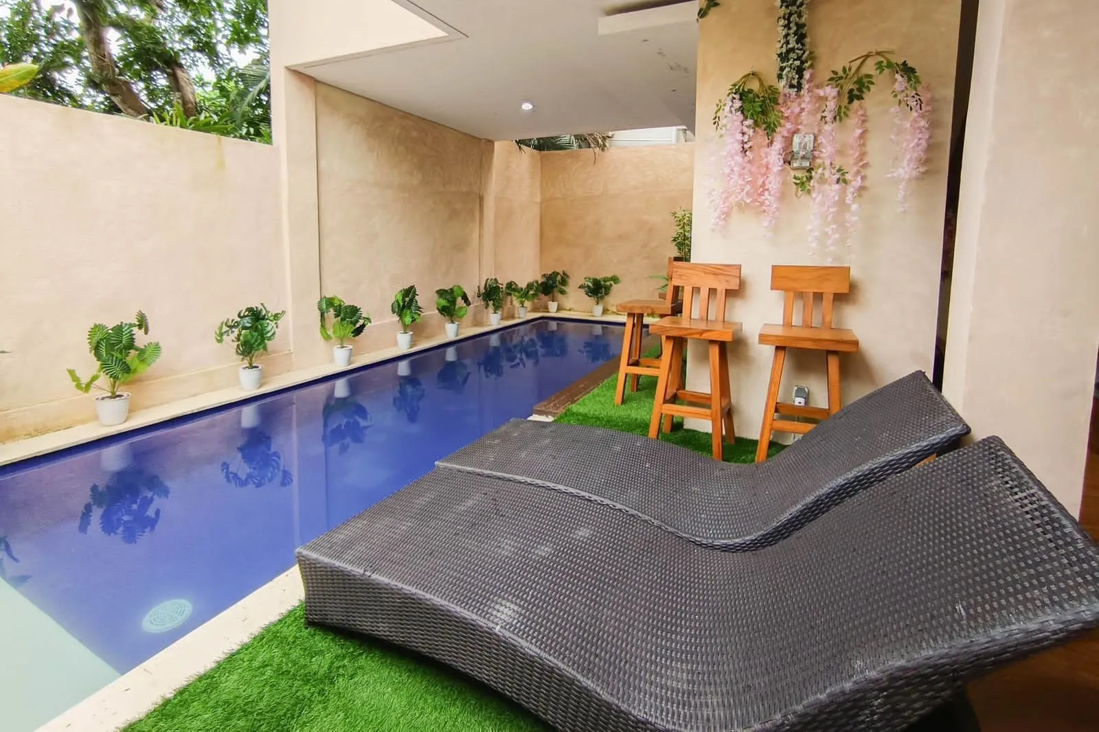 COMFORTABLE 3-BEDROOM VILLA IN A SOUGHT-AFTER AREA OF JIMBARAN