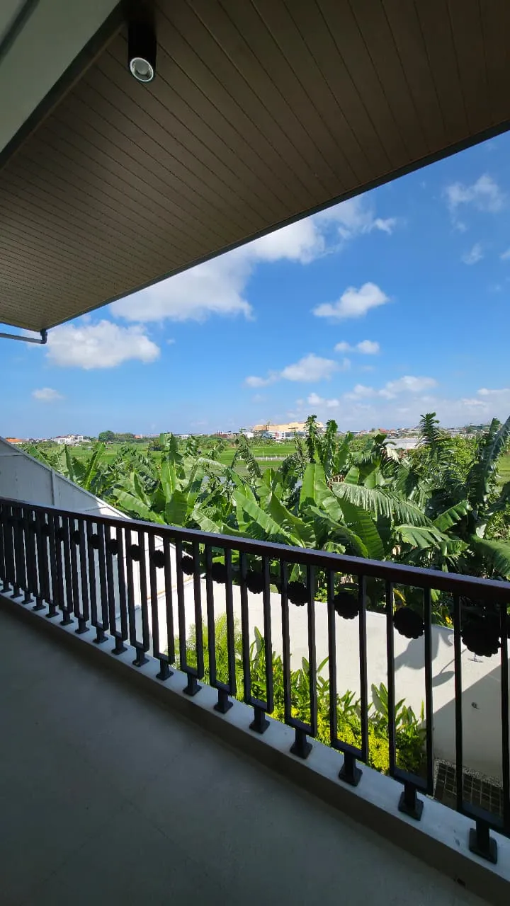 VILLA WITH SCENIC RICE FIELD VIEWS IN SEMINYAK