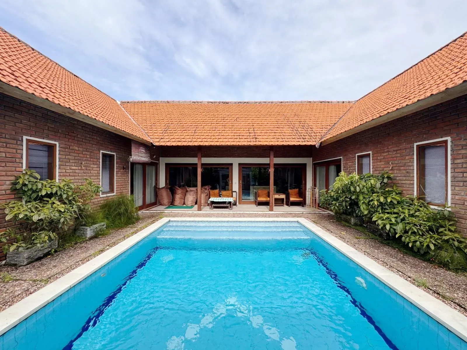 FULLY FURNISHED VILLA IN SANUR LESS THAN 10 MINUTES TO THE BEACH
