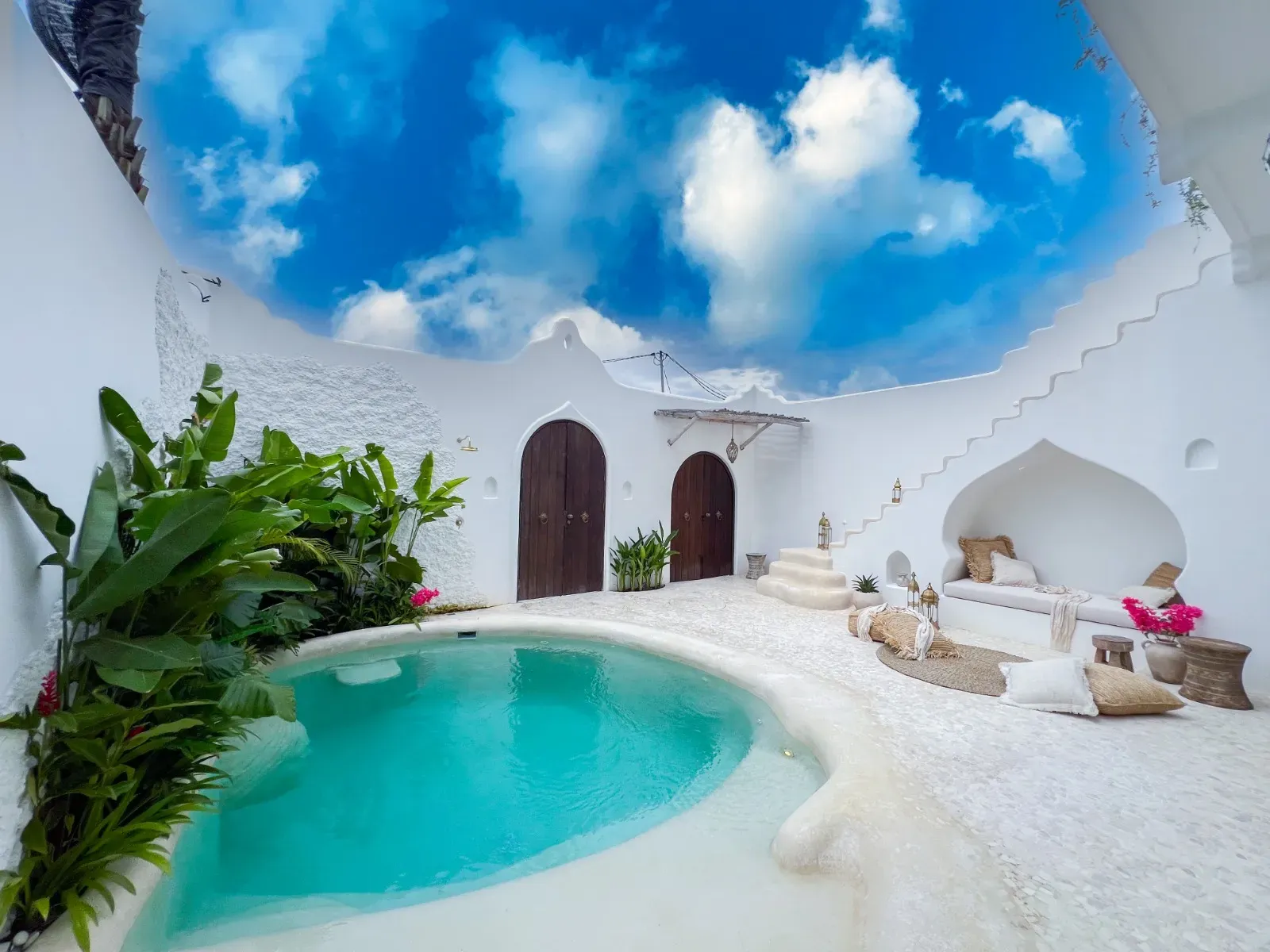 MEDITERRANEAN STYLE LUXURY VILLA IN SESEH, BALI