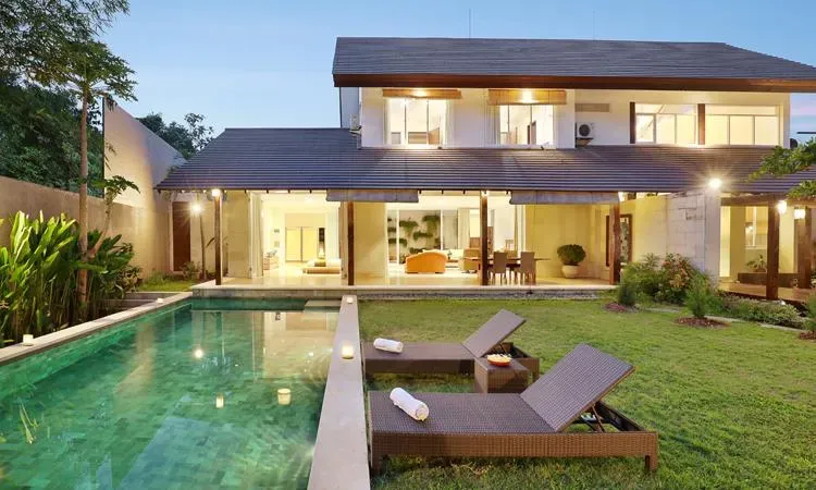 MODERN LEASEHOLD VILLA ON A LARGE PLOT IN UMALAS