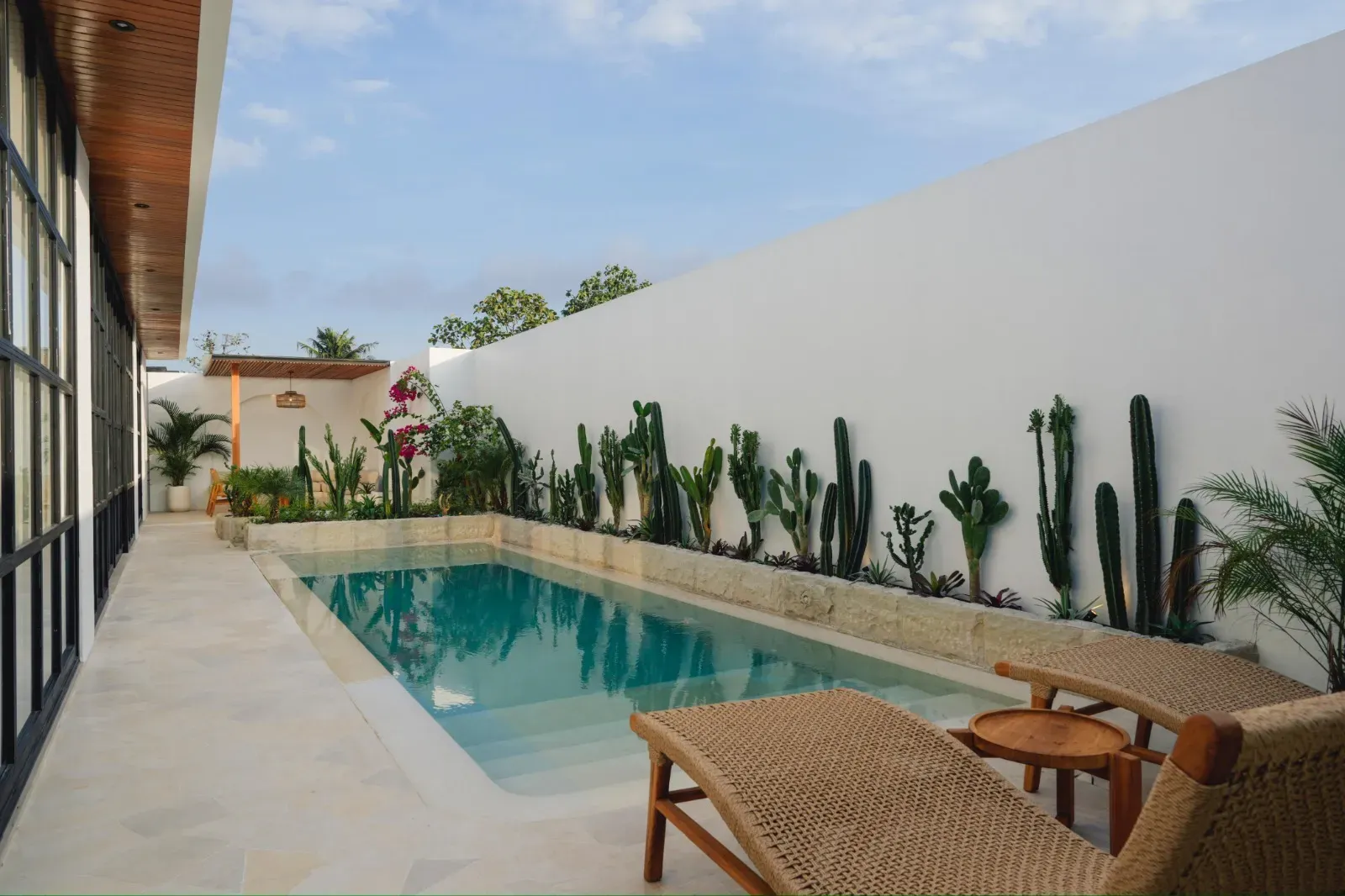 MEDITERRANEAN VILLA LIVING IN CEPAKA, TABANAN