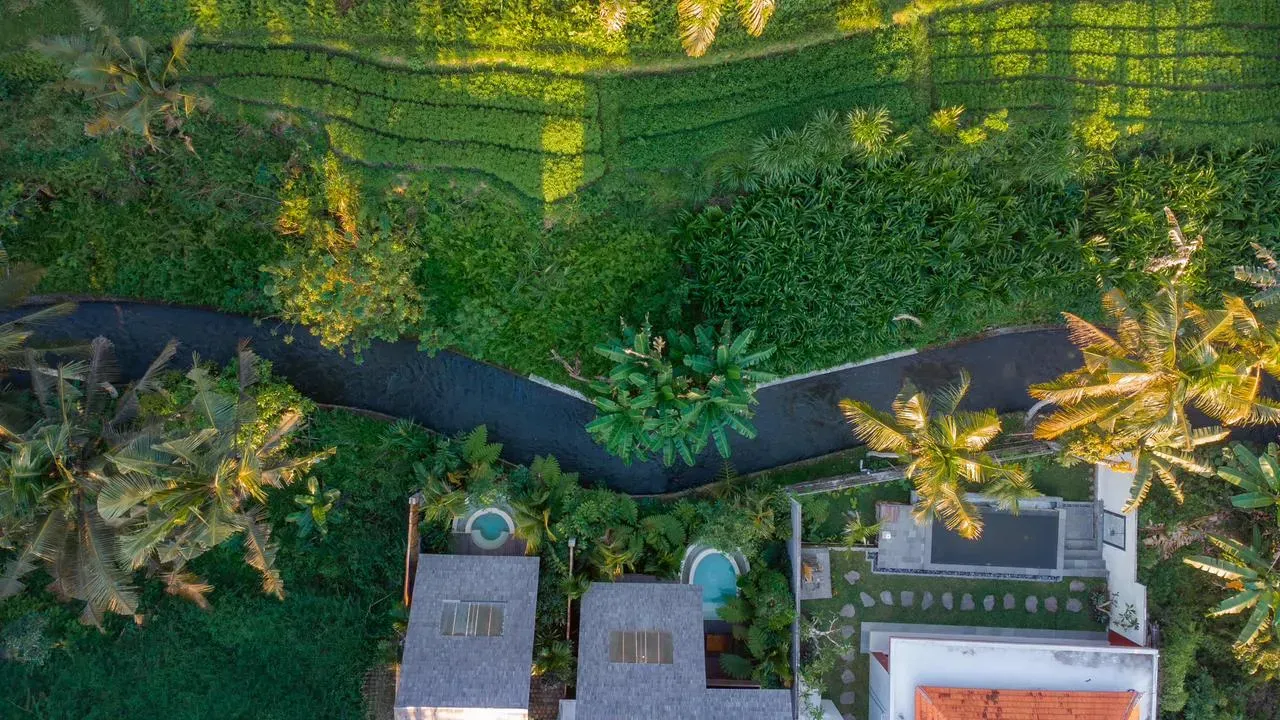 CHARMING RIVERSIDE STAY NESTLED IN UBUD’S GREENERY
