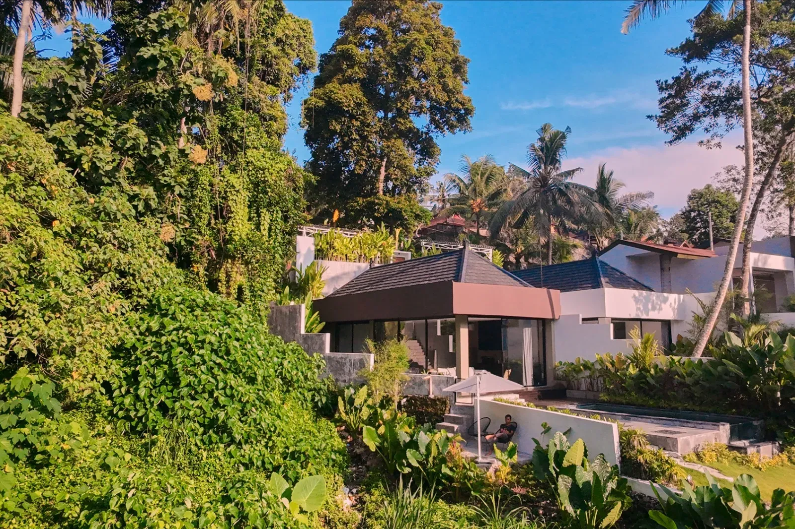 MODERN SINGLE-STOREY VILLA IN UBUD WITH RIVER OUTLOOK